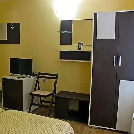 хисаря Hotel